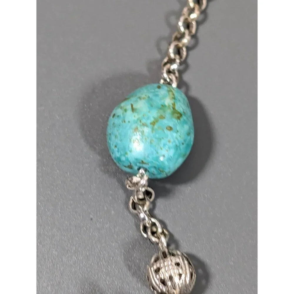 Avon Blue Faux Turquoise Green Glass and Acrylic Bead Necklace Beach Coastal 19